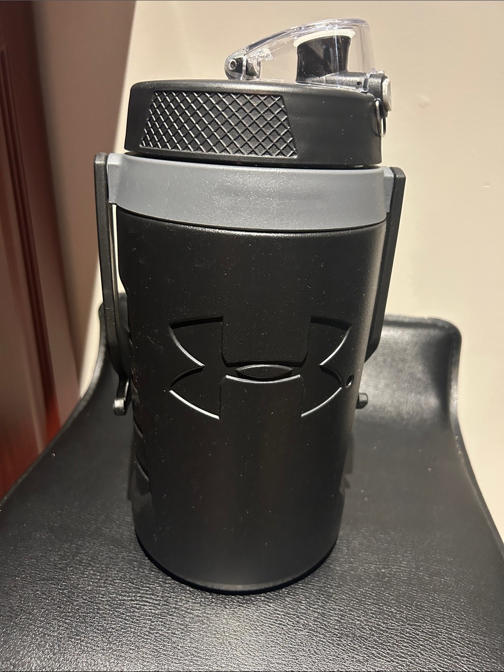 Under Armour Black & Gray thermos drinking bottle